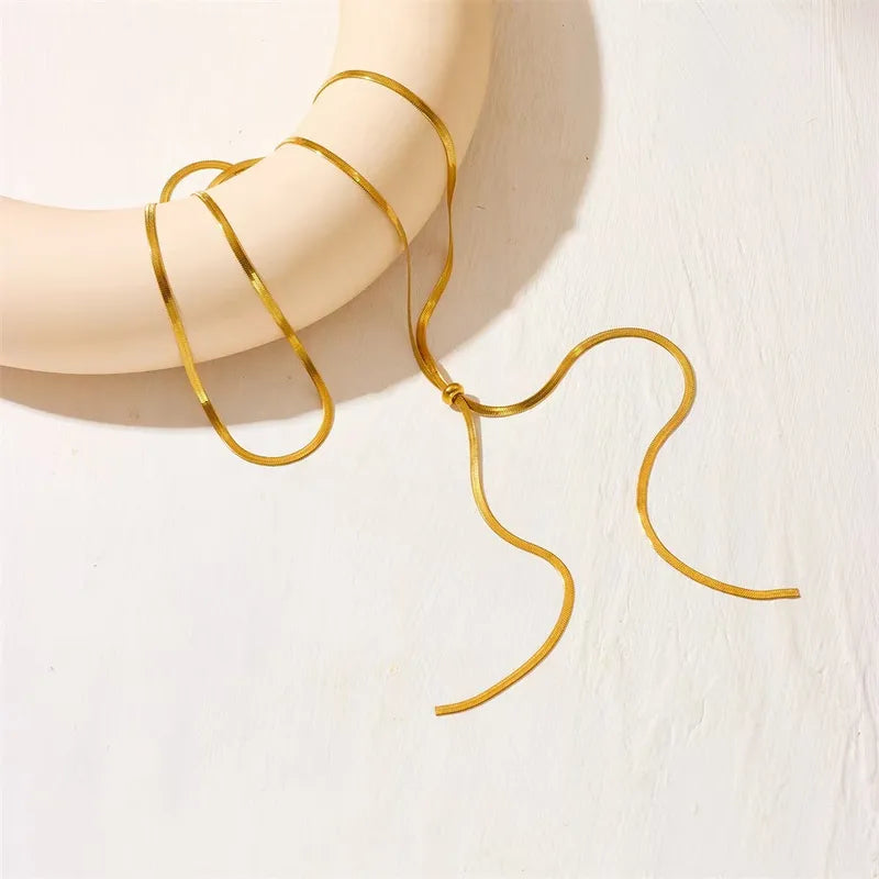 Golden Poise Necklace - 18k Gold Plated