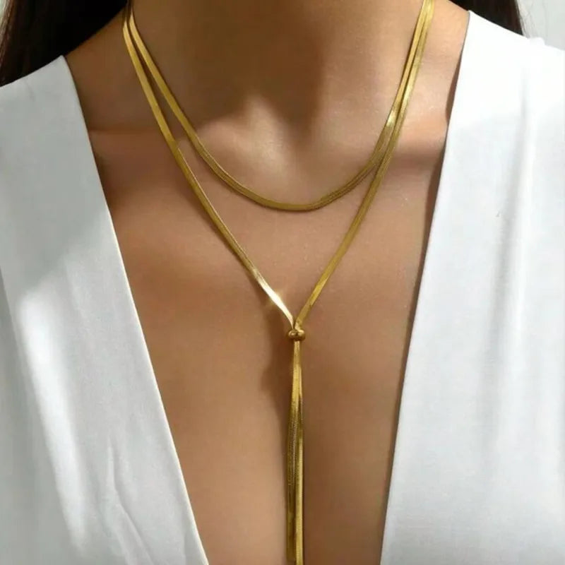 Golden Poise Necklace - 18k Gold Plated
